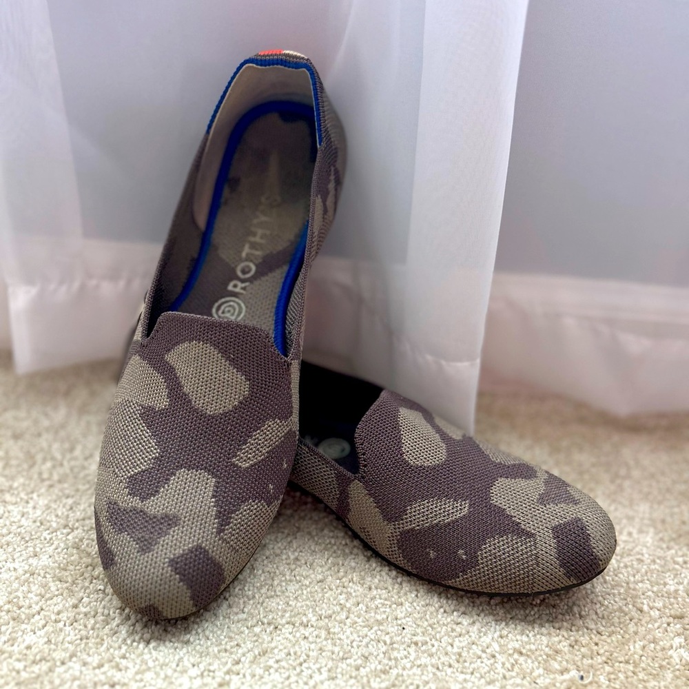 Authentic Rothy’s loafers - excellent used condition
